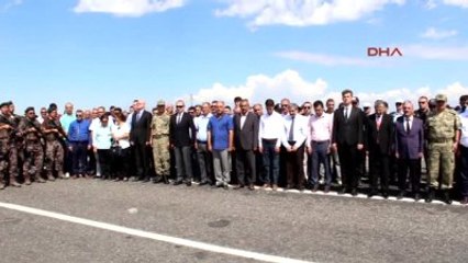 Iğdır'da Geçen Yıl Şehit Olan 14 Polis Dualarla Anıldı