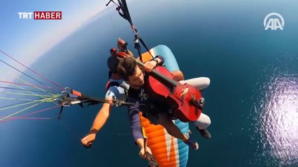 600 metre yükseklikte 'çello şovu'