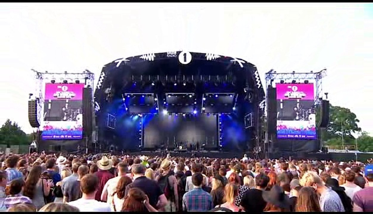 Abęl Makkonen Tesfaye live at Glastonbury