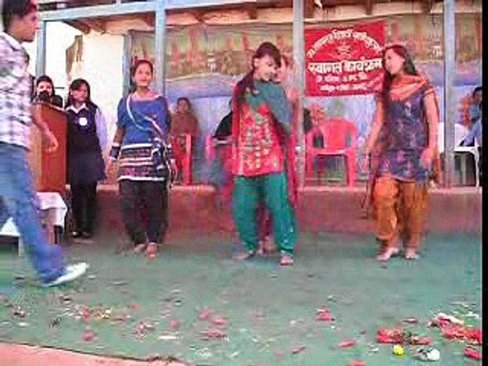 Devani ma devani sajan ki ...song small girl movie