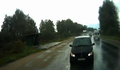 Sürücü uyudu, kamyon dehşet saçtı: 2 ölü