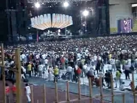 KAISER CHIEFS - I Predict A Riot