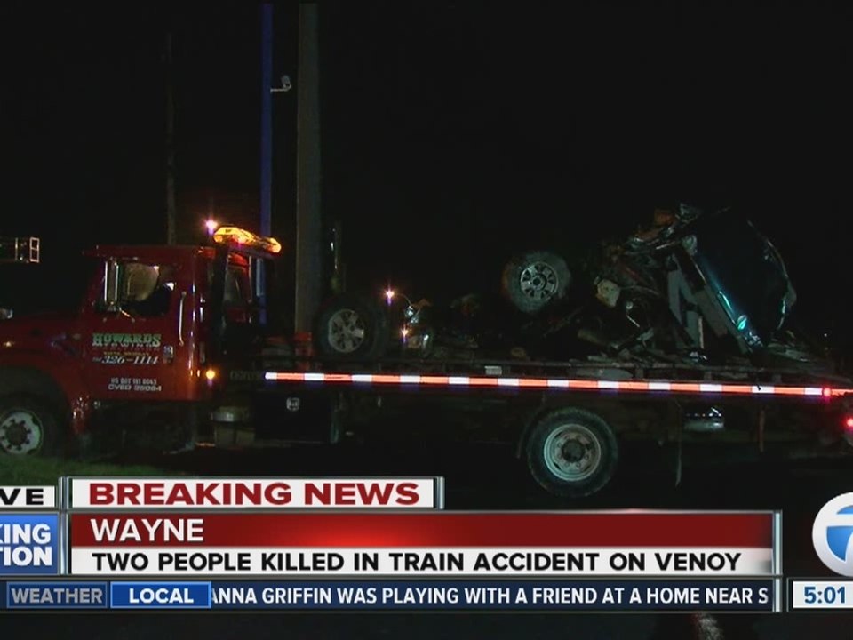 2 dead after Amtrak train hits vehicle in Wayne