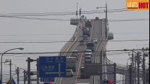 Japan's Crazy 'Rollercoaster Bridge' Eshima Ohashi