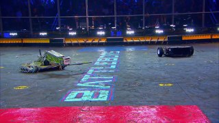 Bombshell vs. Tombstone - BattleBots