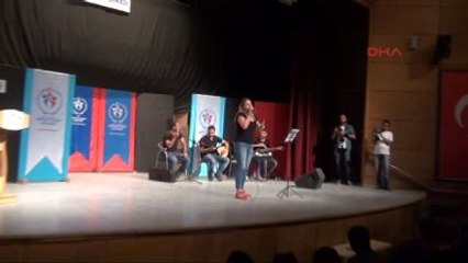 Hakkari İTO Mezunu Sanatçı Öğretmen, Meslektaşlarını Çoşturdu