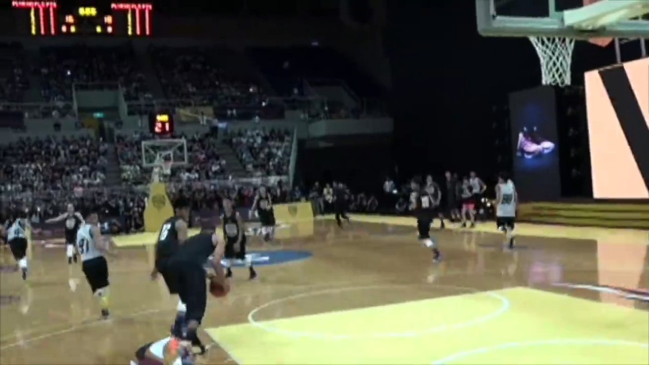 They don't mess around in the Philippines on defense.