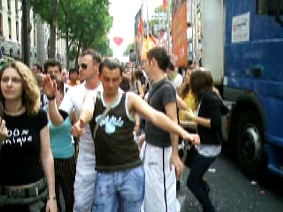 moi a la gay pride 2007 en plein delir