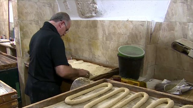 الاحتلال يواصل ضغطه على الفلسطينيين المتبقين بالقدس