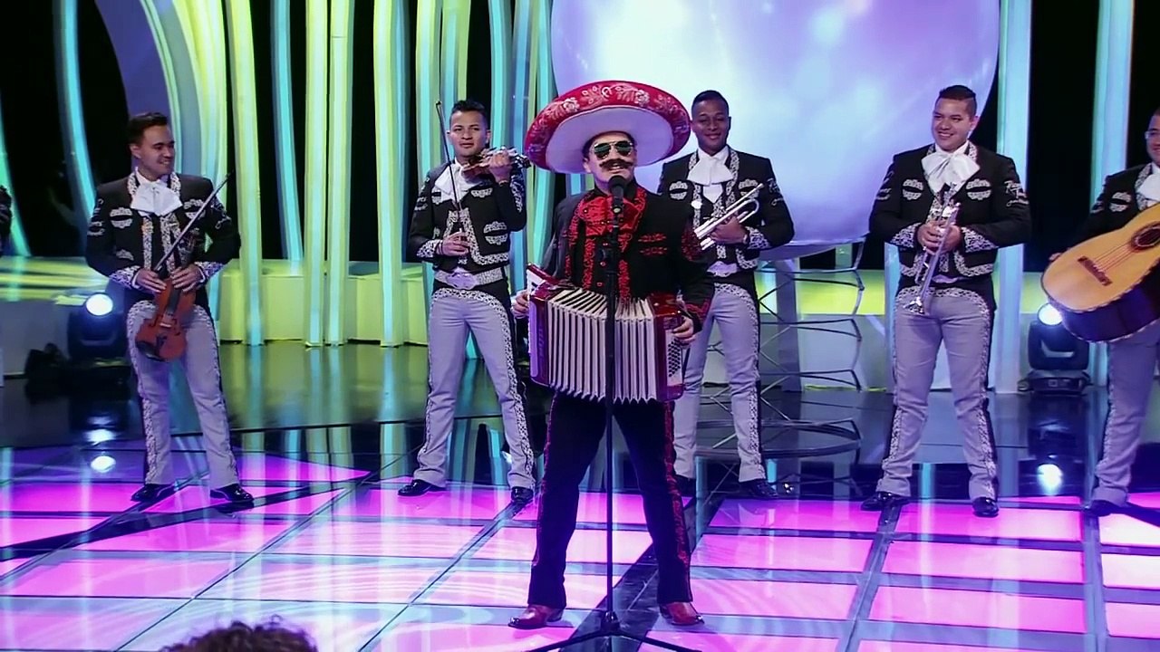 ¡No te lo pierdas! Hassam canta ‘La Despedida’ con el su mariachi