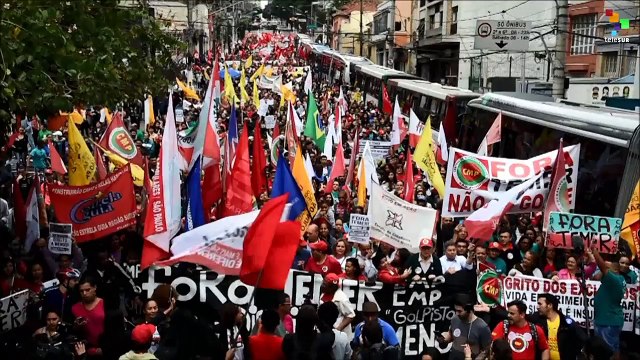 Thousands Protest Against Temer on Independence Day