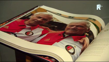 08-09-2016 Ove Kindvall ontvangt het boek 'Feyenoord de Grootste'