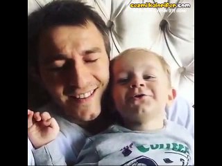 Karadenizli Babadan Oğluyla Düet