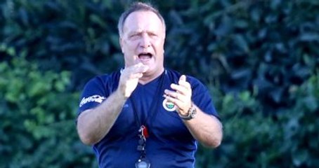 Dick Advocaat, Fernandao ve Aatıf'i Kafasından Sildi
