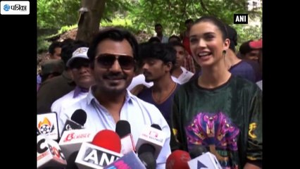 Nawazuddin Siddiqui, Amy Jackson Play Golf on Mumbai Roads