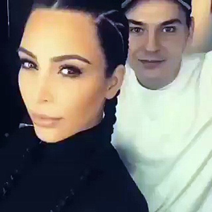 Kur Kim Kardashian flet shqip..