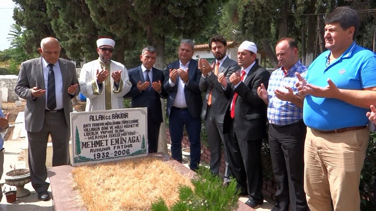 MEHMET EMIN AGA 10 OLUM YILDONUMUNDE KABRI BASINDA ANILDI