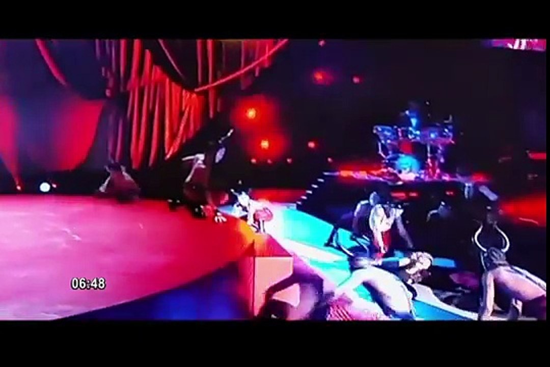 VIDEO: peleas y caídas durante conciertos de famosos