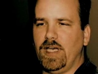 Gv.com.1upshow.0511.l4d_640x360