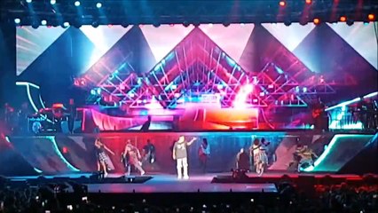 Justin Bieber - Live in Iceland 8 september - What Do You Mean