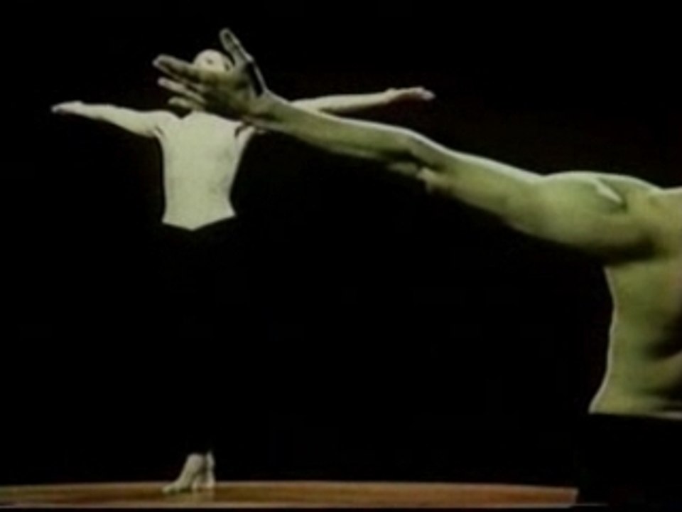 Maurice Ravel - Bolero Bolshoj Ballet (Maja Plisetzkaja)