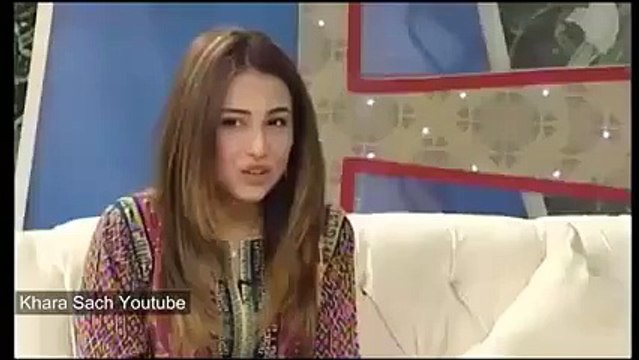 See What Happened When Light Went Off in Farah’s Live Show