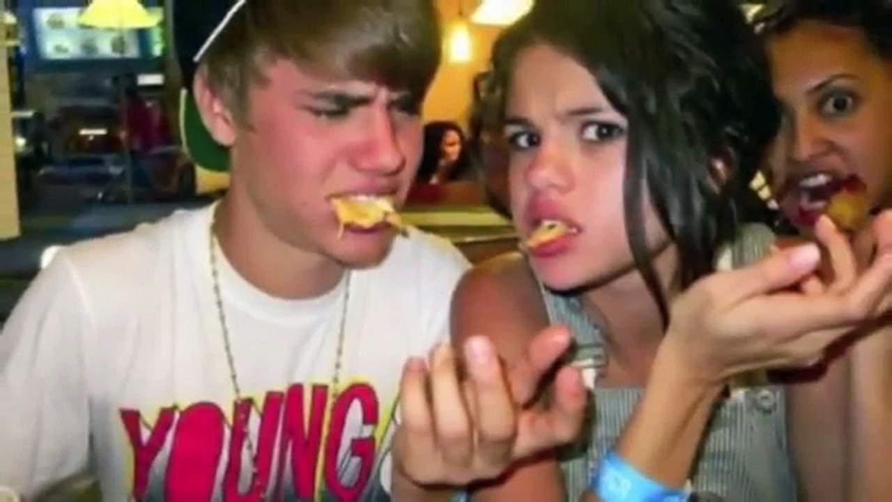 Justin Bieber and Selena Gomez Cute Moments 2013