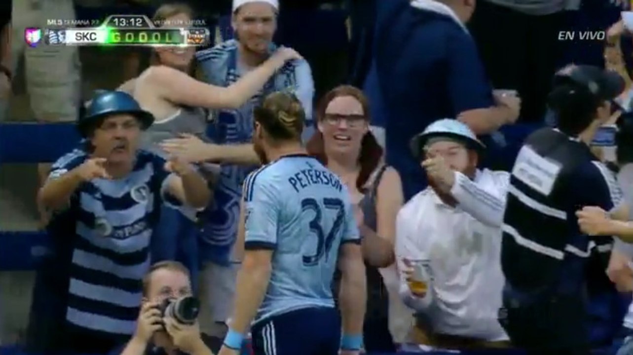 Jacob Peterson Amazing Goal - Sporting Kansas City 1-0 Houston Dynamo (09/09/2016)