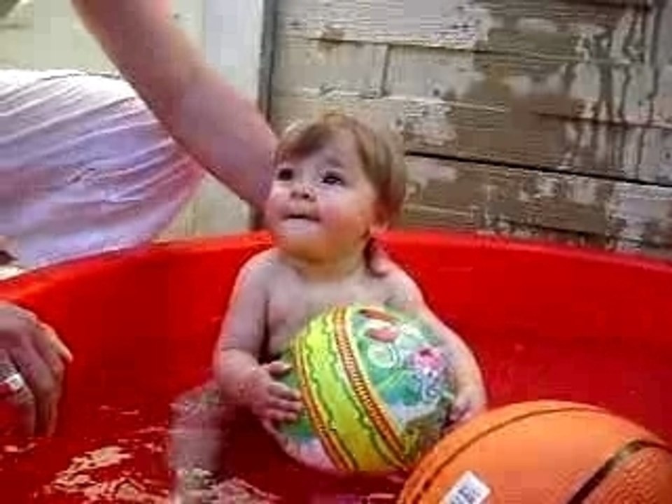 In the piscine!