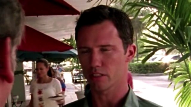 Burn Notice S02E02 Turn and Burn