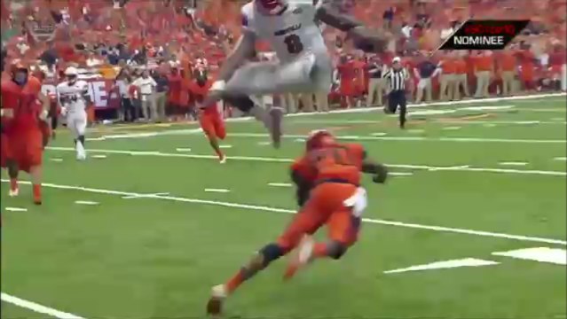Lamar Jackson Hurdles Defender For 5th TD vs Syracuse!