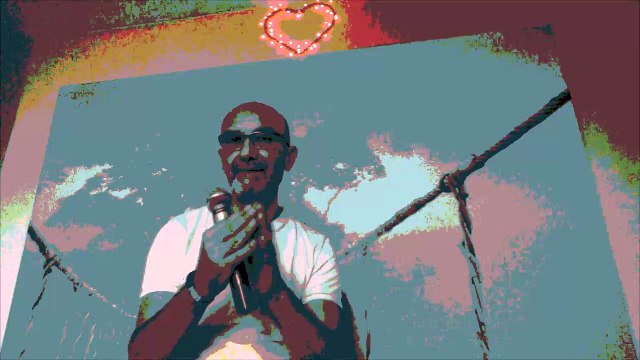 Le Daron chante PAPA WAS A ROLLING STONE. THE TEMPTATIONS