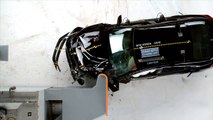 2016 Honda Civic 4-door small overlap IIHS crash test
