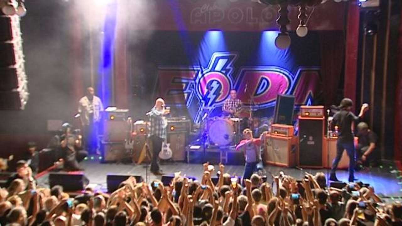 El rock-folk de Eagles of Death Metal llega a España tras las cancelaciones por el atentado de París