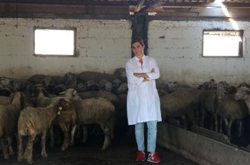 "Üniversiteli Kurbanlıklar" Yok Satıyor