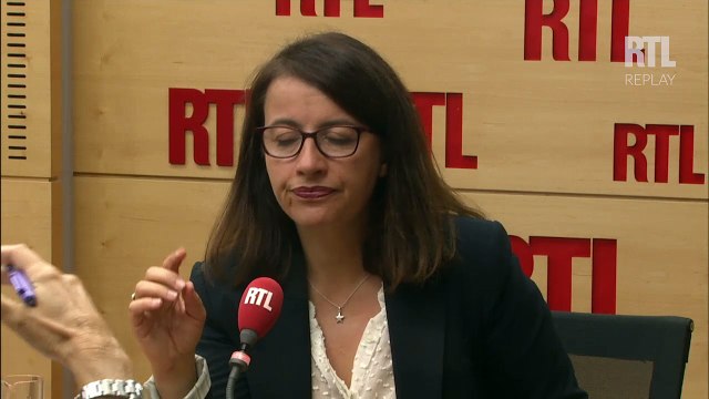 Le débat sur l'identité nationale a été inventé par Nicolas Sarkozy pour des raisons bassement et salement tactiques , condamne Cécile Duflot