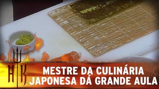 Mestre da culinária japonesa dá aula aos participantes
