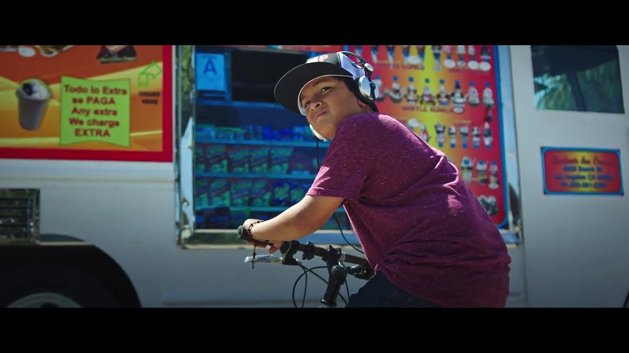 2016-Latino-Music-Video-US-Mexican-Music-Artist-Alejandro-performs-Hit-‘Azucar’-Sexy-Rap-Song