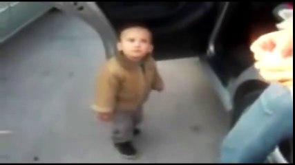 il a le rythme le petit