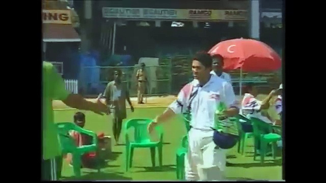 Pakistan Cricketers Behind the scene Rare Moments of 90s dressing room