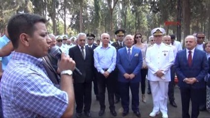 Mersin Annesinin Kucağında Şehit Babasının Mezarını Ziyaret Etti