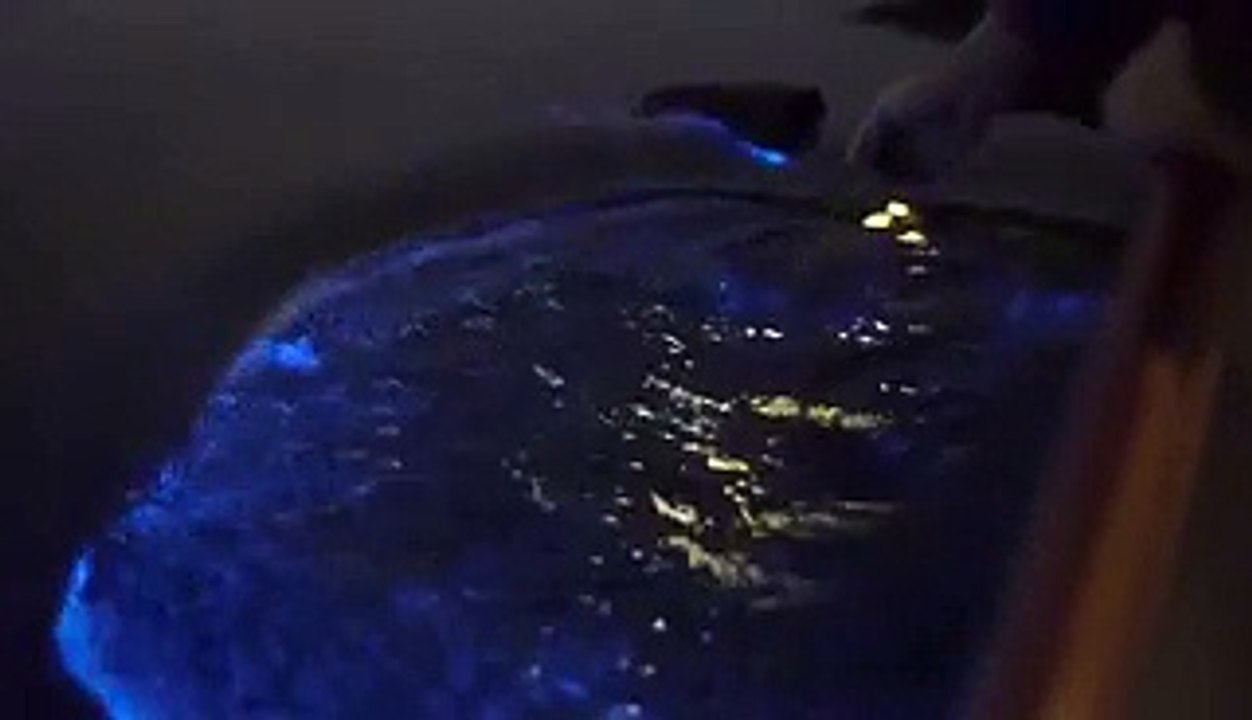 Incredible Glowing Blue Beach - Maldives - Amazing