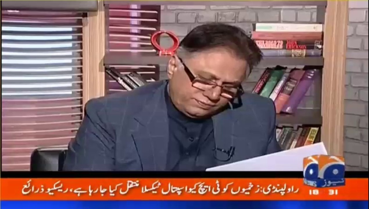 Hassan Nisar responds to Pervaiz Rasheed's serious allegations on Tahir Qadri