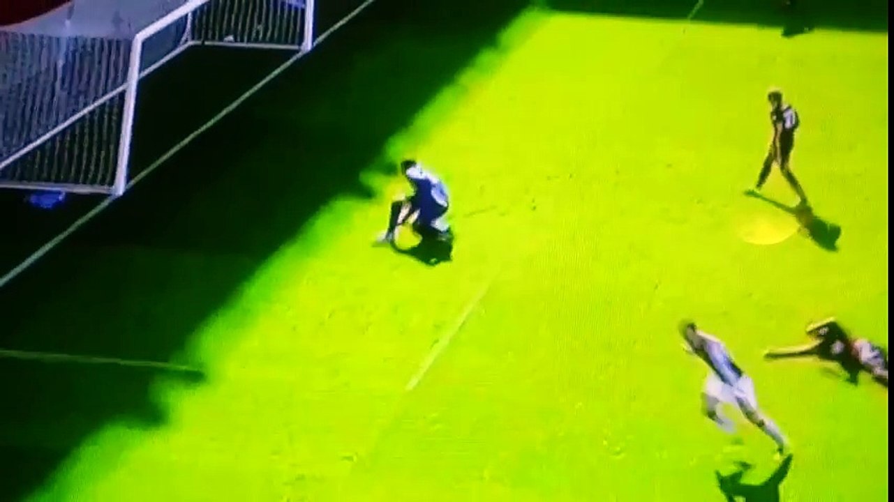 Mccormack Goal Nottingham Forest vs Aston Villa 1-1 11 9 2016