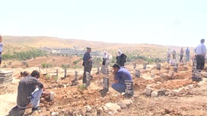 Düğündeki Patlamada Hayatını Kaybedenlerin Mezarları Ziyaret Edildi