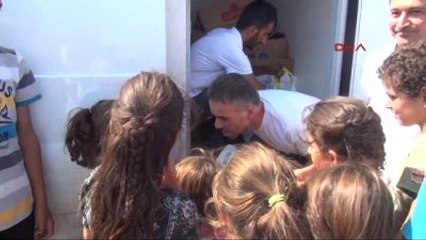 Şırnak'ta Çadırlarda Kalan Çocuklara Bayram Hediyesi