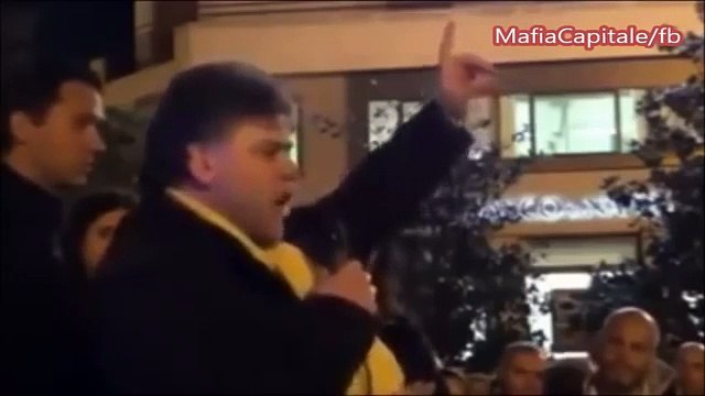 carabiniere distrugge RENZI e tutti i suoi politici