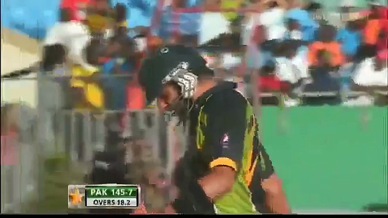 Zulfiqar Babar Hit Six on Last Ball and Win The Match