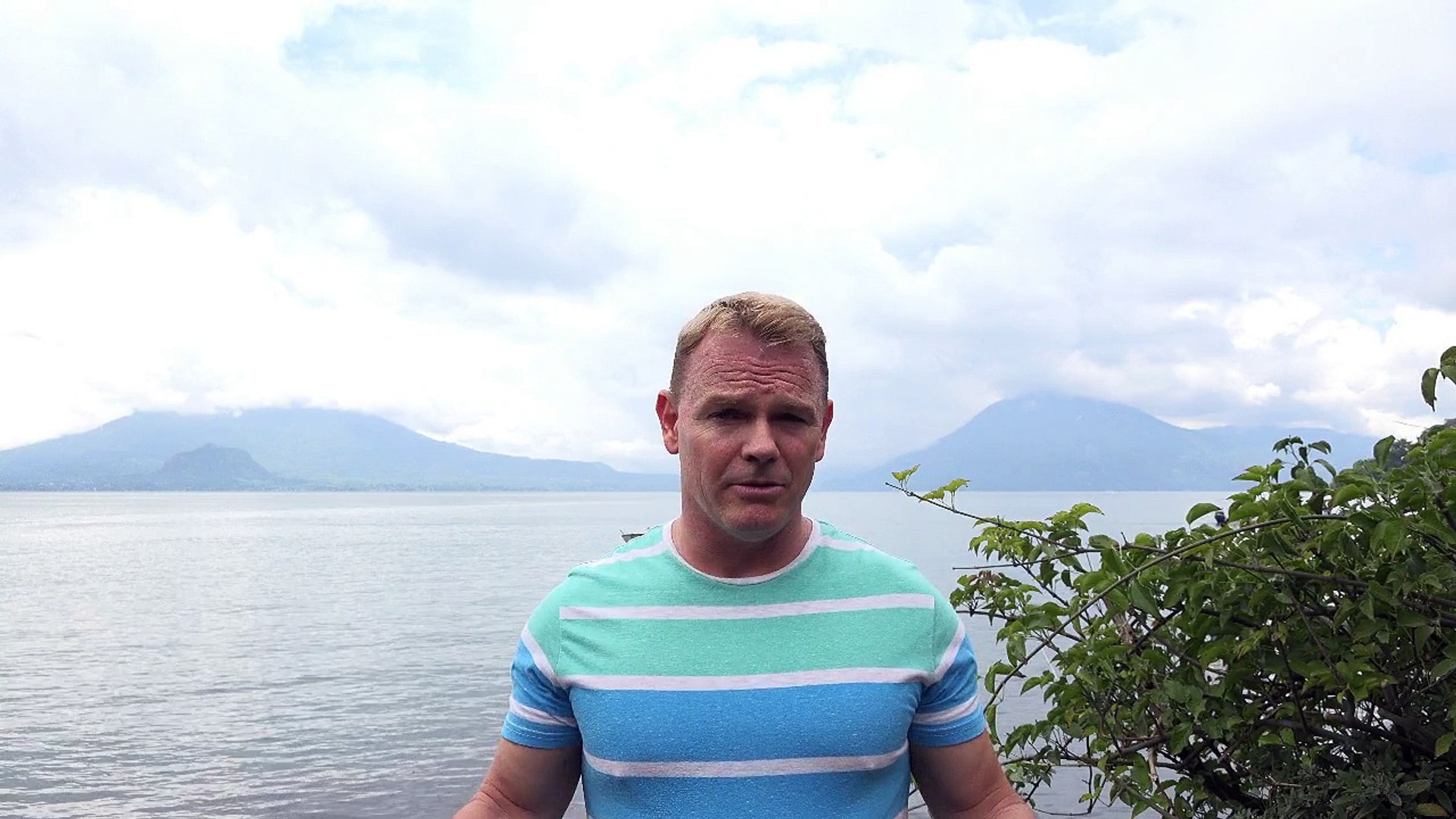 ⁣Professional Development Trainer World Travel Tour Guide