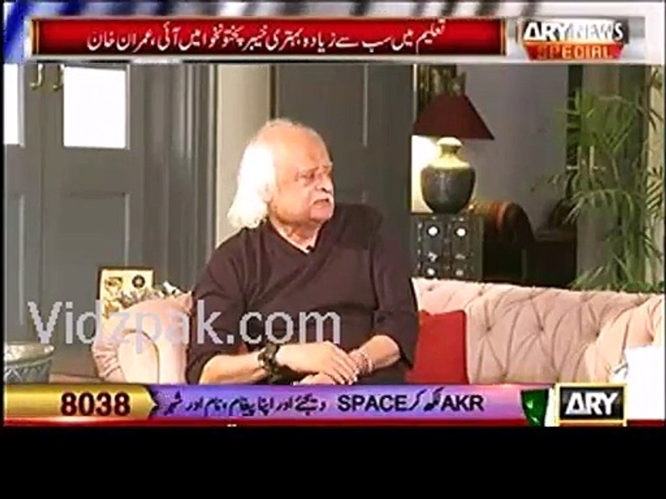 Watch Imran Khan's response when Anwar Maqsood cracked a joke on slimness in Pervez Khatak